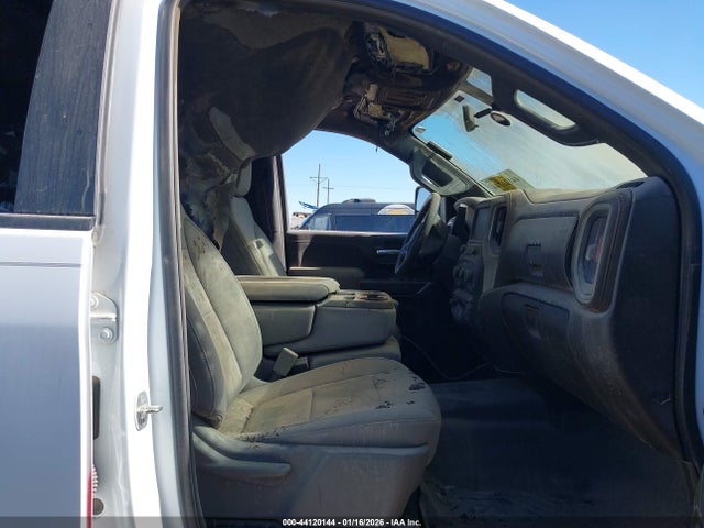 2022 CHEVROLET SILVERADO 3500HD 1GC4YTEY5NF151723 Photo 4