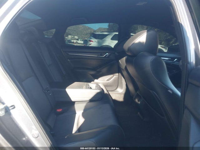 1HGCV1F34KA030297 Honda Accord Sport