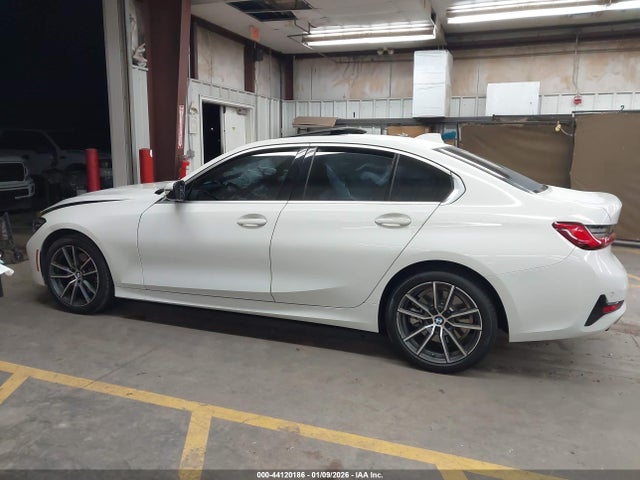 3MW5R1J02L8B23032 BMW 330I