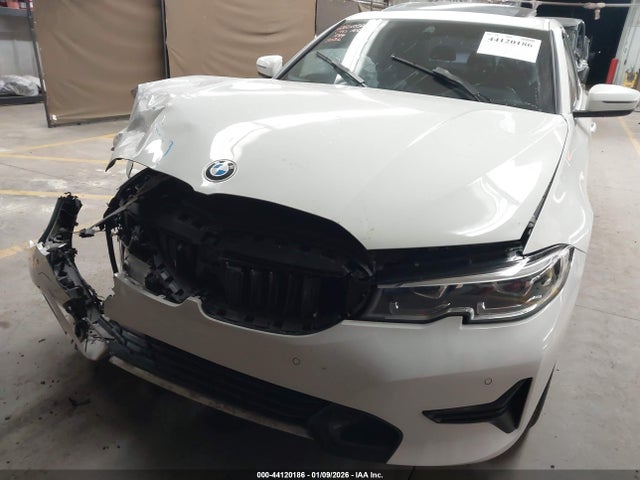 3MW5R1J02L8B23032 BMW 330I
