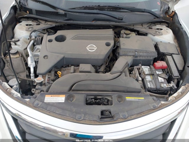 Продаж на аукціоні авто 2015 Nissan Altima 2.5 S, vin: 1N4AL3AP8FN865745, номер лоту: 44120216