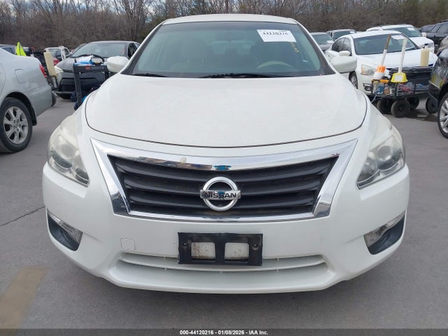Продаж на аукціоні авто 2015 Nissan Altima 2.5 S, vin: 1N4AL3AP8FN865745, номер лоту: 44120216