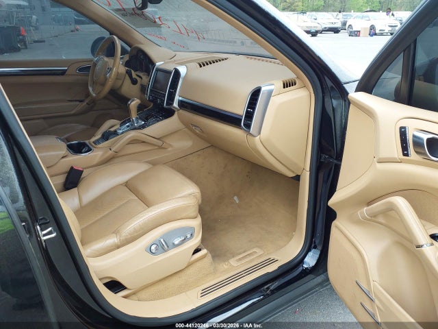 2011 PORSCHE CAYENNE WP1AA2A23BLA03780 Photo 4