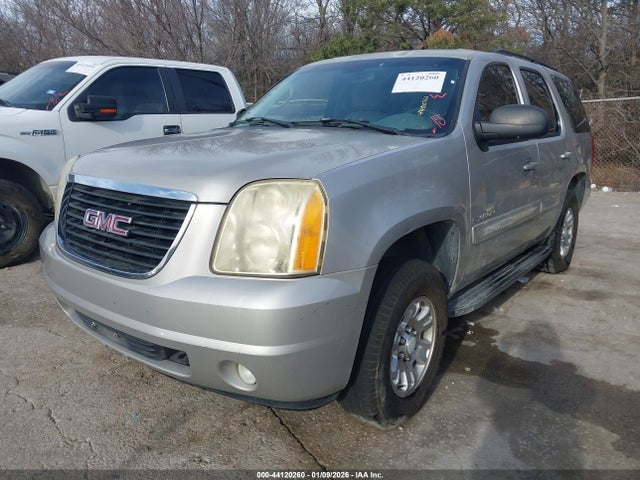 44120260 :رقم المزاد ، 1GKFC13008J103304 vin ، 2008 Gmc Yukon Sle مزاد بيع