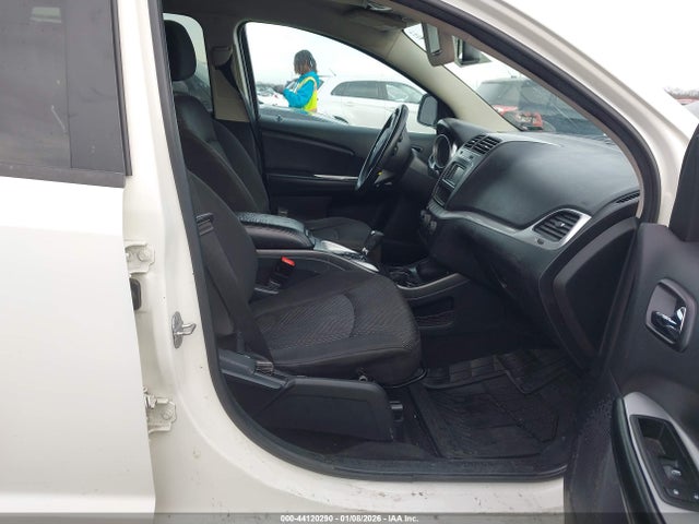 3C4PDCBG7ET142144 Dodge Journey Sxt