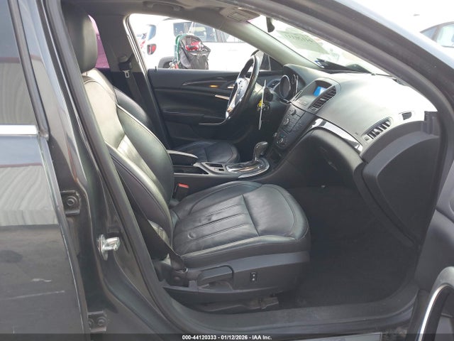 44120333 :رقم المزاد ، 2G4GR5EK4C9157080 vin ، 2012 Buick Regal مزاد بيع