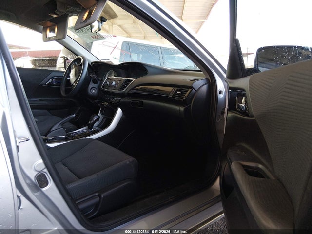 1HGCR2F33HA285946 Honda ACCORD LX