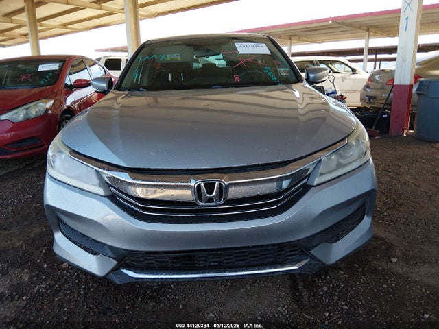 1HGCR2F33HA285946 Honda ACCORD LX