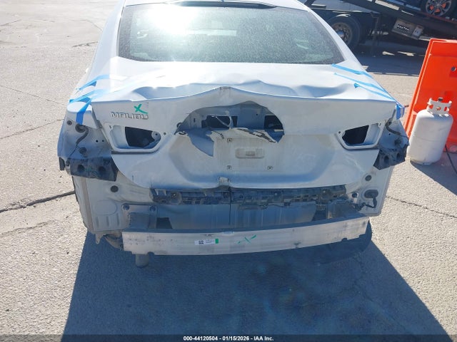 1G1ZC5ST4PF172700 Chevrolet Malibu Fwd 1fl
