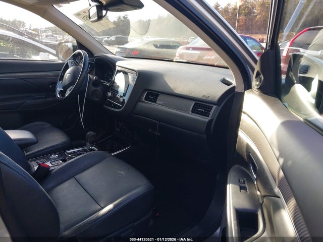 JA4AZ3A33LJ001298 Mitsubishi Outlander Sel 2.4 S-awc