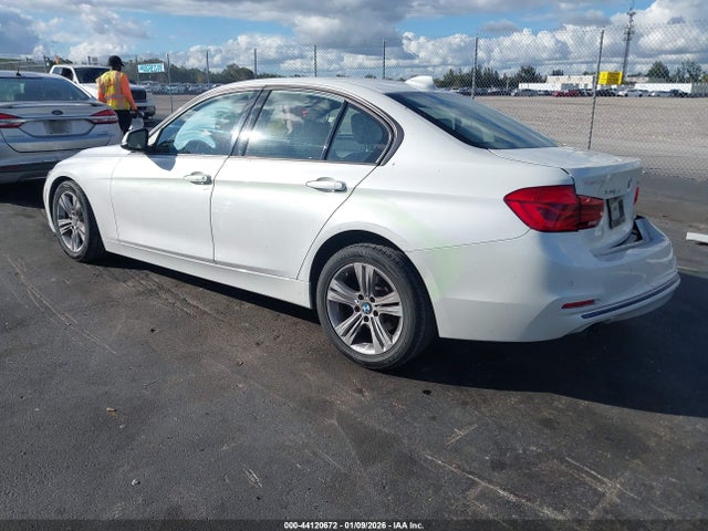 2016 BMW 328I WBA8E3G56GNT79636 Photo 2