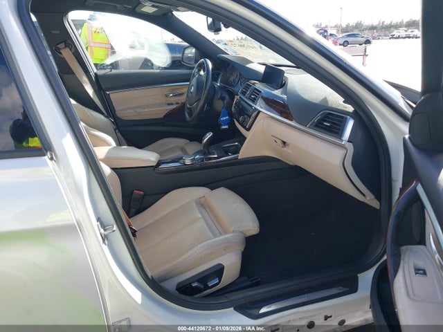 2016 BMW 328I WBA8E3G56GNT79636 Photo 4