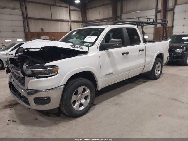 Продаж на аукціоні авто 2025 Ram 1500 Big Horn Crew Cab 4x4 6'4 Box, vin: 1C6RRFBG3SN537128, номер лоту: 44120685