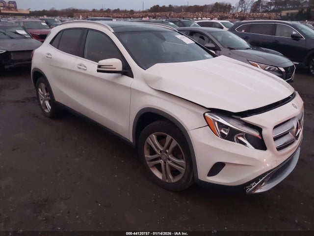 2017 MERCEDES-BENZ GLA 250 WDCTG4GB1HJ318779