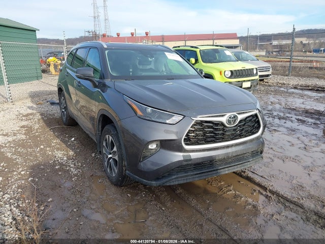 2022 TOYOTA HIGHLANDER 5TDGZRBH2NS244202