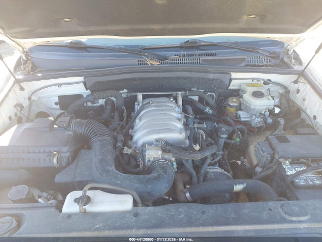 2004 LEXUS GX 470 JTJBT20X140047551 Photo 9