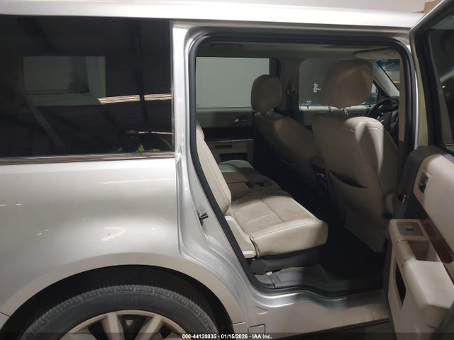 44120835 :رقم المزاد ، 2FMGK5DC8ABA50487 vin ، 2010 Ford Flex Limited مزاد بيع