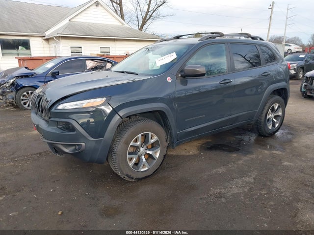 44120839 :رقم المزاد ، 1C4PJMBS0HW614086 vin ، 2017 Jeep Cherokee Trailhawk 4x4 مزاد بيع