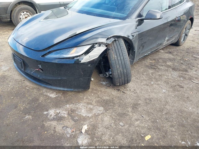 Продажа на аукционе авто 2025 Tesla Model 3 Long Range All-wheel Drive, vin: 5YJ3E1EB0SF982731, номер лота: 44120850