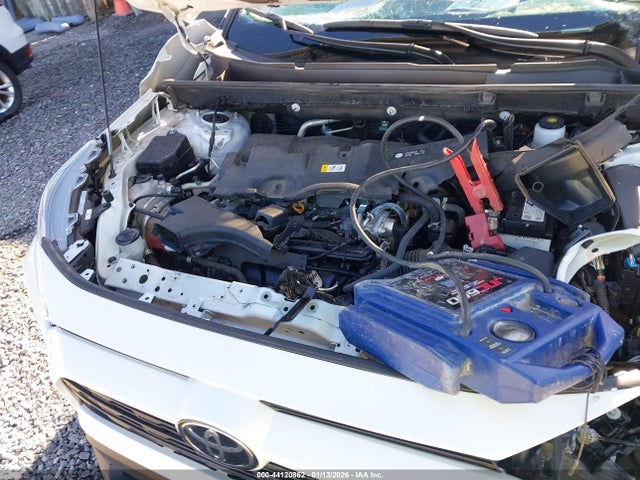 Toyota Rav4 Xle Premium 2024 2T3A1RFV8RW492715 Image 10