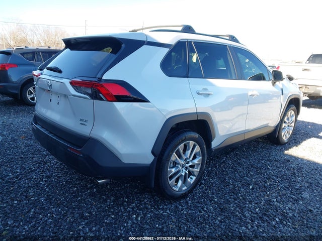 Toyota Rav4 Xle Premium 2024 2T3A1RFV8RW492715 Image 4