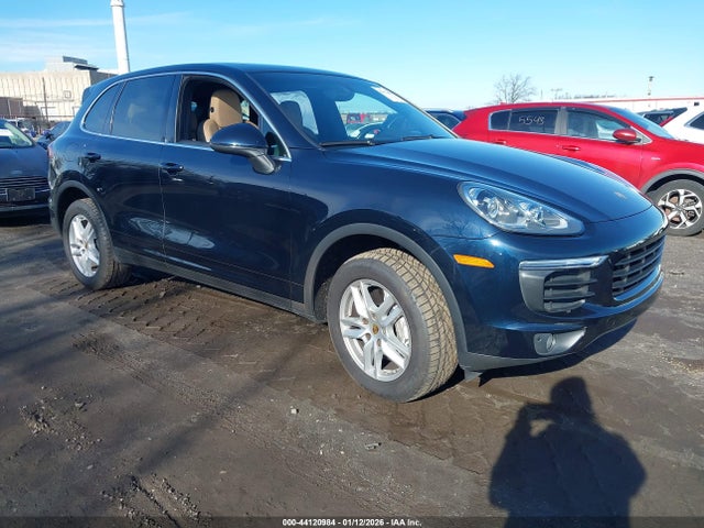 2016 PORSCHE CAYENNE WP1AA2A25GLA10088