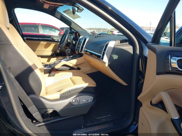 2016 PORSCHE CAYENNE WP1AA2A25GLA10088 Photo 4
