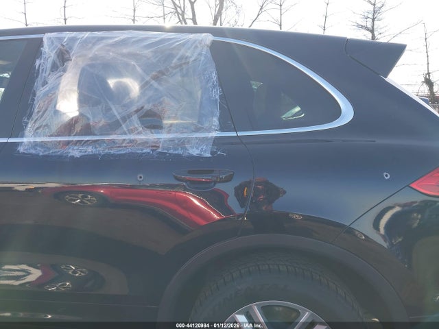 2016 PORSCHE CAYENNE WP1AA2A25GLA10088 Photo 5