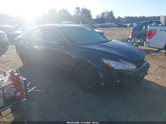 2017 1N4AL3AP5HC167639 main image
