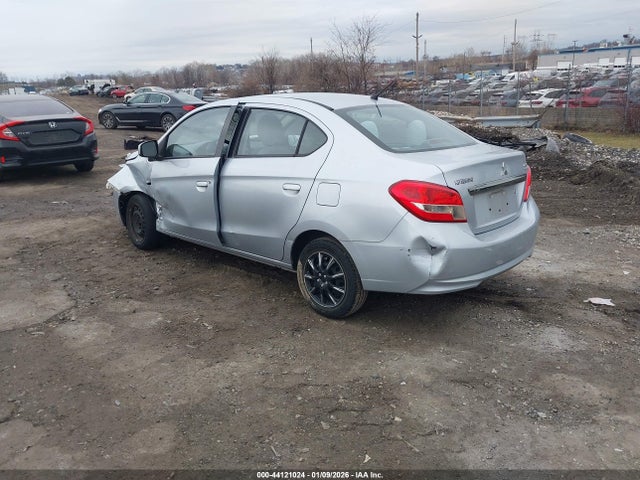 2017 MITSUBISHI MIRAGE G4 ML32F3FJ8HHF18630 Photo 2