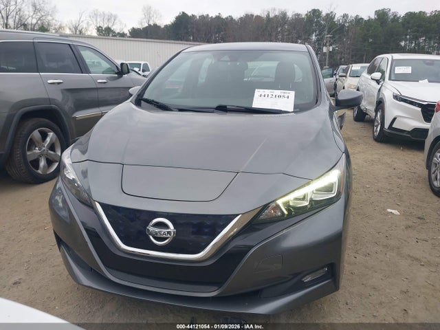 1N4AZ1CP7JC305364 Nissan LEAF SV