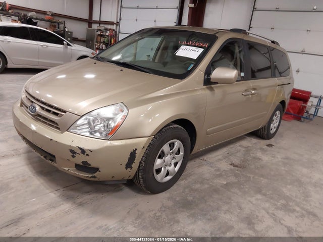 2010 KIA SEDONA KNDMG4C39A6336688 Photo 1