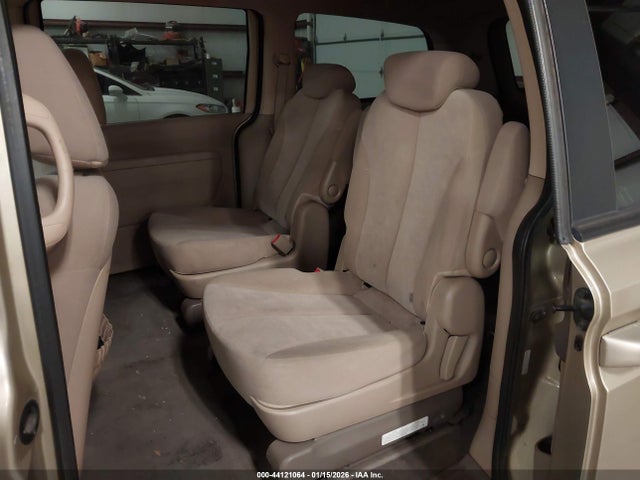 2010 KIA SEDONA KNDMG4C39A6336688 Photo 7