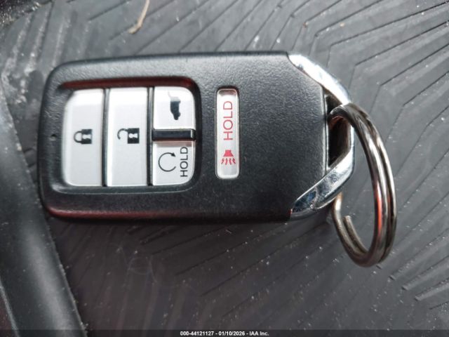 2018 HONDA CR-V 7FARW2H5XJE033631 Photo 10