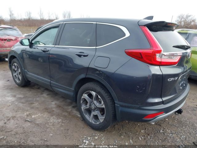 2018 HONDA CR-V 7FARW2H5XJE033631 Photo 2