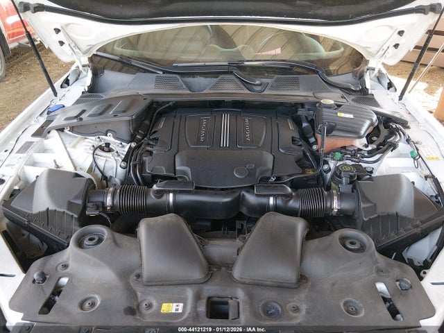 2015 JAGUAR XJ SAJWA1CZ8F8V86563 Photo 9