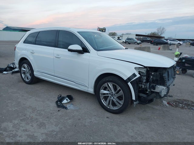 2021 AUDI Q7 WA1LJAF70MD039295 Photo 0
