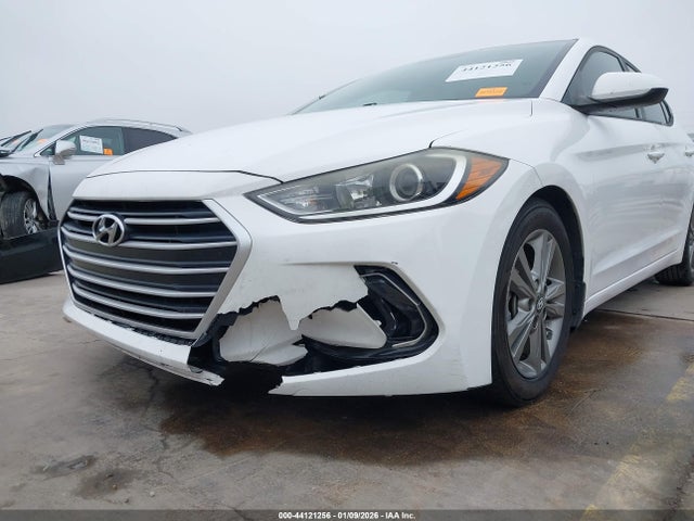 5NPD84LF1HH026591 Hyundai ELANTRA SE