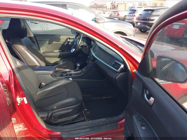 44121304 :رقم المزاد ، 5XXGT4L37KG315706 vin ، 2019 Kia Optima S مزاد بيع