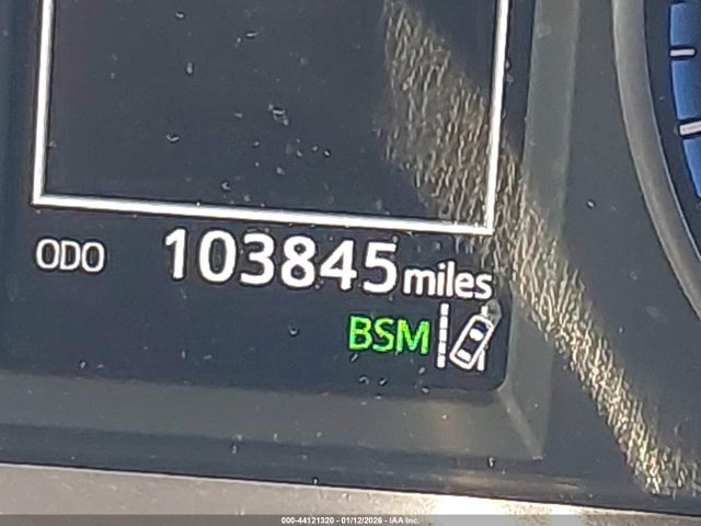 Toyota Rav4 Xle 2018 JTMRFREV9JD240754 Image 15