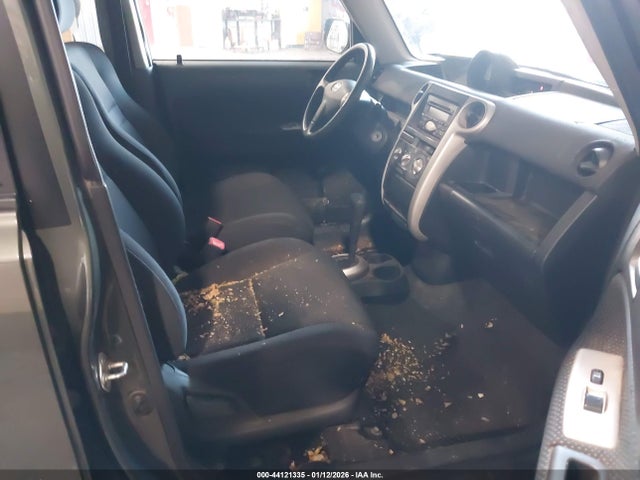 2005 Scion Xb მანქანა იყიდება აუქციონზე, vin: JTLKT324354009023, აუქციონის ნომერი: 44121335