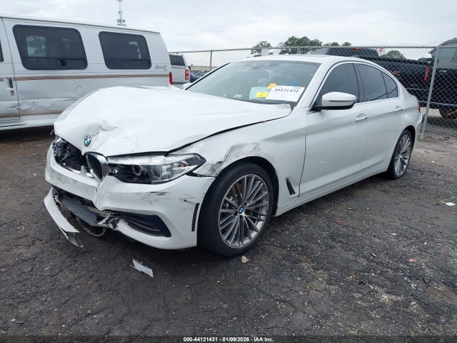2018 BMW 530I WBAJA5C5XJWA35942 Photo 1