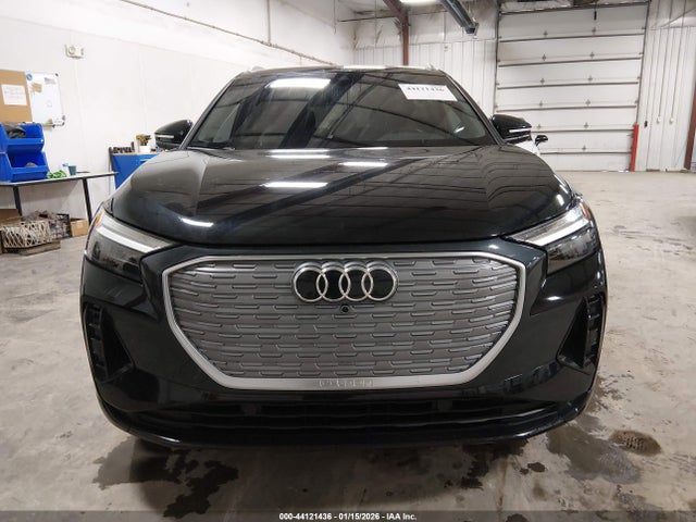 2022 Audi Q4 E-tron Premium Plus 50 Quattro მანქანა იყიდება აუქციონზე, vin: WA1H2BFZ1NP033824, აუქციონის ნომერი: 44121436