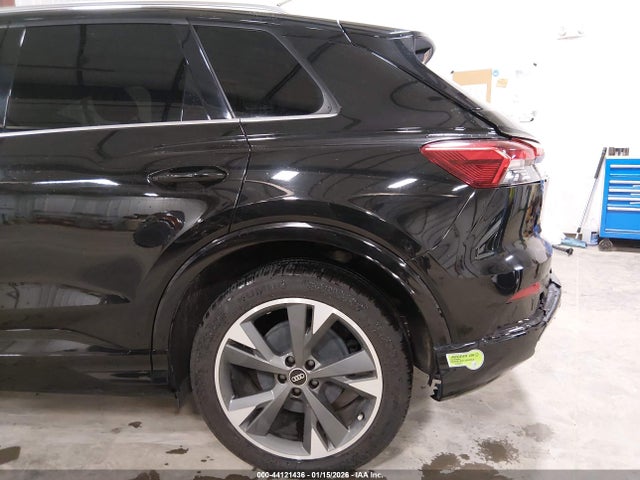 2022 Audi Q4 E-tron Premium Plus 50 Quattro მანქანა იყიდება აუქციონზე, vin: WA1H2BFZ1NP033824, აუქციონის ნომერი: 44121436