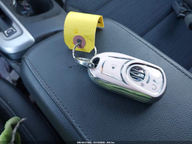 44121443 :رقم المزاد ، KL47LAE28RB076552 vin ، 2024 Buick Envista Preferred Fwd مزاد بيع