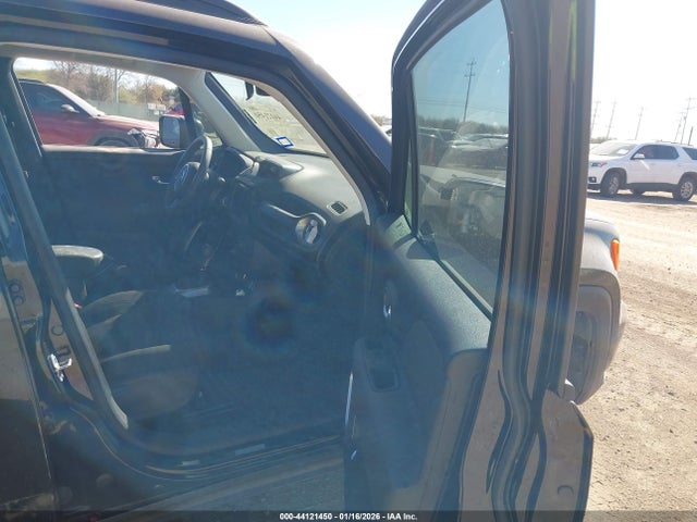 ZACNJDA11NPN82397 Jeep Renegade Sport 4x4