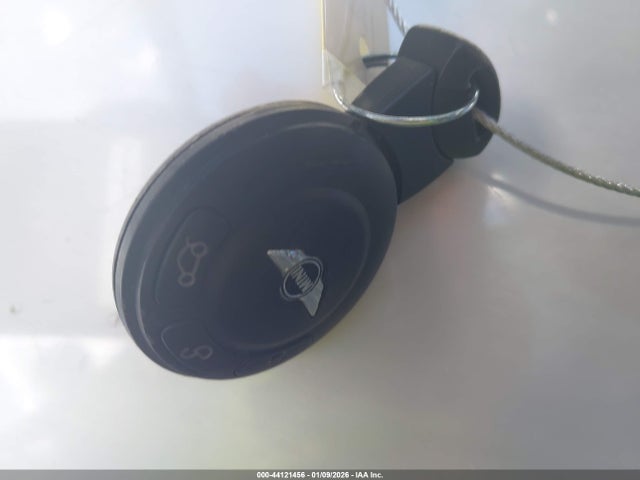 2016 MINI COUNTRYMAN WMWZC3C50GWT07650 Photo 10