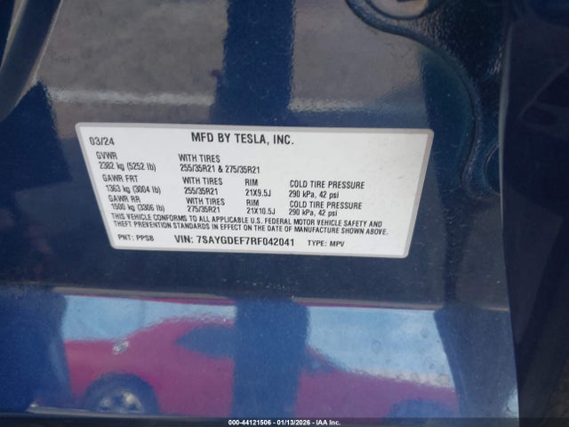 2024 Tesla Model Y Performance Dual Motor All-wheel Drive მანქანა იყიდება აუქციონზე, vin: 7SAYGDEF7RF042041, აუქციონის ნომერი: 44121506