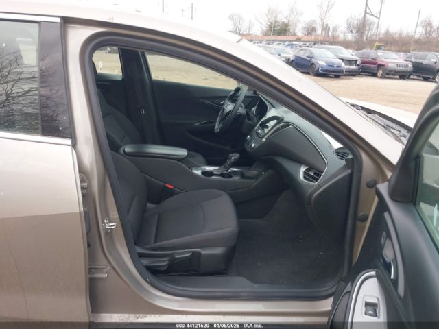 2022 CHEVROLET MALIBU 1G1ZD5STXNF165860 Photo 4