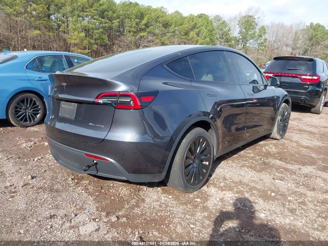 2024 TESLA MODEL Y 7SAYGDEE2RA232074 Photo 3